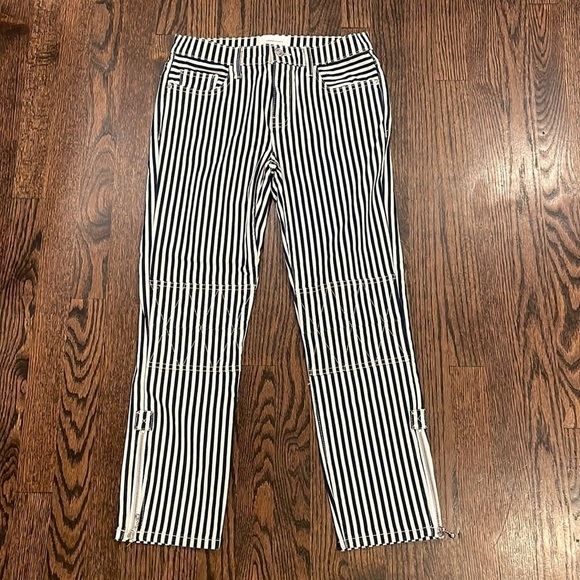 Current/Elliot Cropped Lexton Navy Striped Jeans - Picture 3 of 13